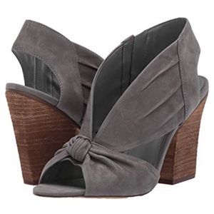 Vince Camuto Kerra Grey Sandal, 10